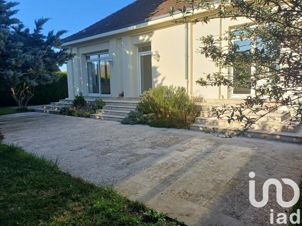 Maison traditionnelle 8 pièces de 206 m² à Brienne-le-Château (10500)