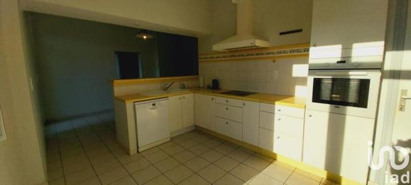 Maison traditionnelle 8 pièces de 206 m² à Brienne-le-Château (10500)