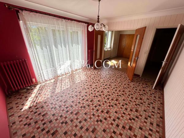 Maison 8 pièce(s) 5 chambre(s) 139 m²