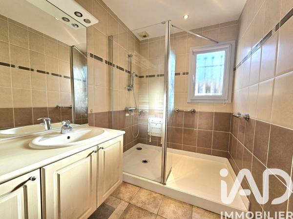 Maison à vendre 4 pièces 91 m² Le Cannet-des-Maures