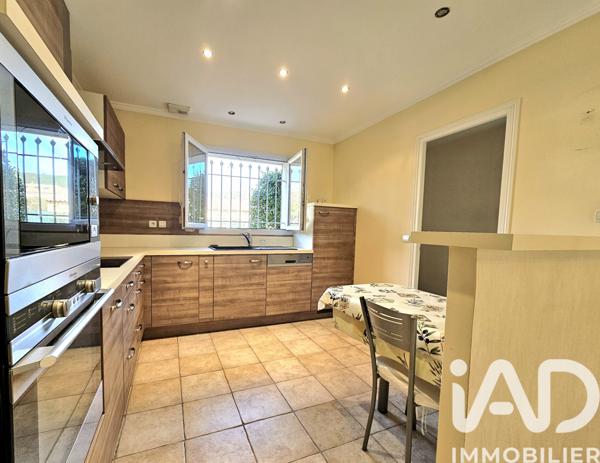 Maison à vendre 4 pièces 91 m² Le Cannet-des-Maures