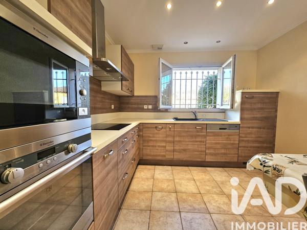 Maison à vendre 4 pièces 91 m² Le Cannet-des-Maures