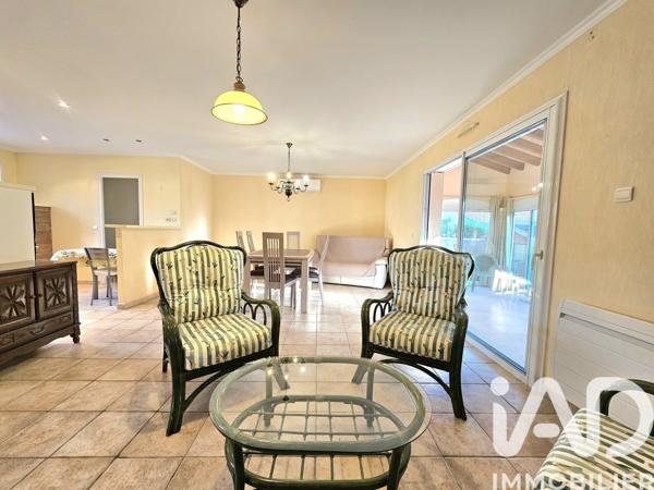 Maison à vendre 4 pièces 91 m² Le Cannet-des-Maures