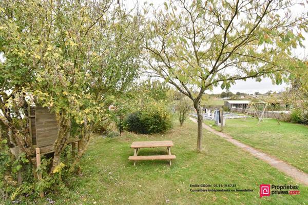 Maison Saint Pierre Des Echaubrogne 6 pièce(s) 110 m2