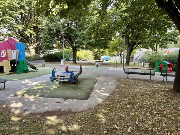 Orly – Appartement 2 pièces lumineux de 48,88 m² (DPE B, Résidence 2015)