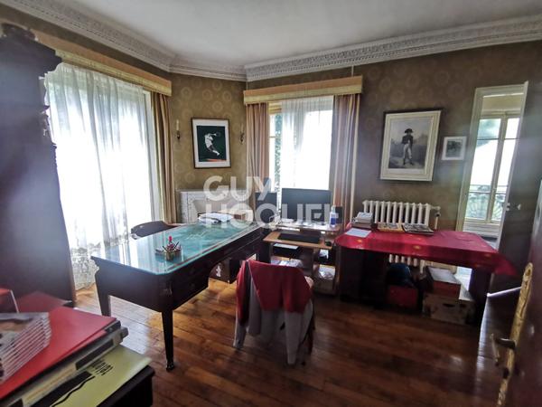 Maison Ermont 10 pièce(s) 253 m2