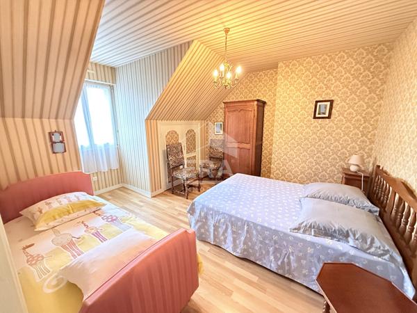 Maison Laval 6 pièce(s) 139.75 m2