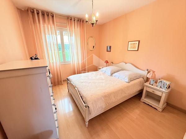 Maison Laval 6 pièce(s) 139.75 m2