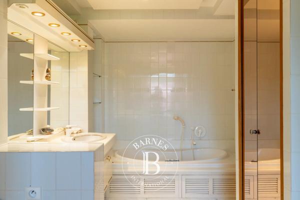 Porto-Vecchio, Villa 5 Chambres -  331 m² à vendre