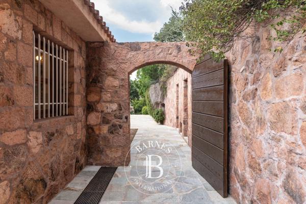 Porto-Vecchio, Villa 5 Chambres -  331 m² à vendre