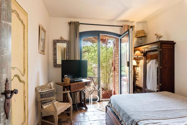 Roquebrune-sur-Argens, Mas 5 Chambres -  200 m² à vendre