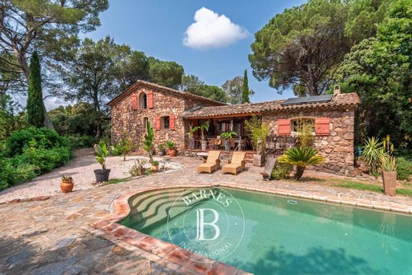 Roquebrune-sur-Argens, Mas 5 Chambres -  200 m² à vendre