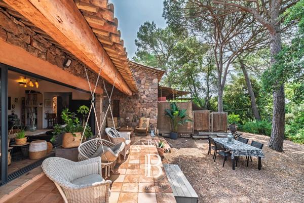 Roquebrune-sur-Argens, Mas 5 Chambres -  200 m² à vendre