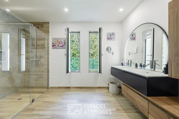 Une villa contemporaine où la lumière est reine