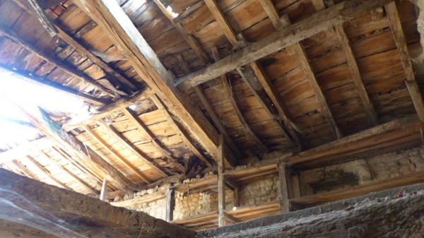 Dpt Deux Sèvres (79), à vendre SAINT LOUP LAMAIRE Bâtiment à rénover