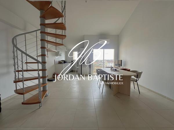 Coup de cœur : T3 duplex traversant, dernier étage avec ascenseur et climatisation