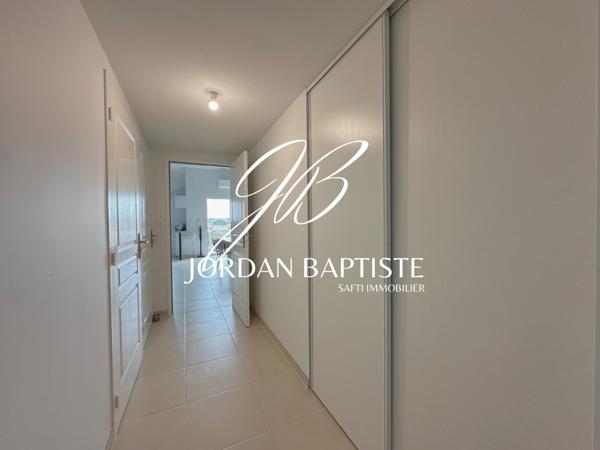 Coup de cœur : T3 duplex traversant, dernier étage avec ascenseur et climatisation