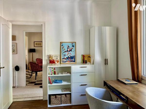 ANGERS: Maison à usage d'habitation