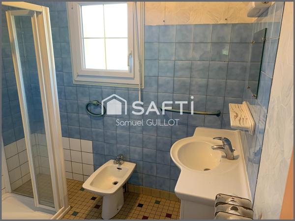 Maison familiale 5 chambres sur 9000 m² de terrain