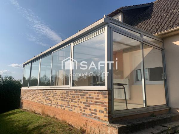 Maison familiale 5 chambres sur 9000 m² de terrain