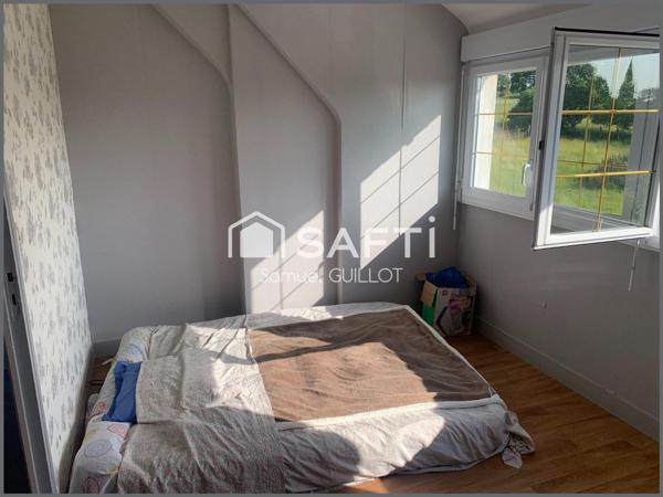 Maison familiale 5 chambres sur 9000 m² de terrain