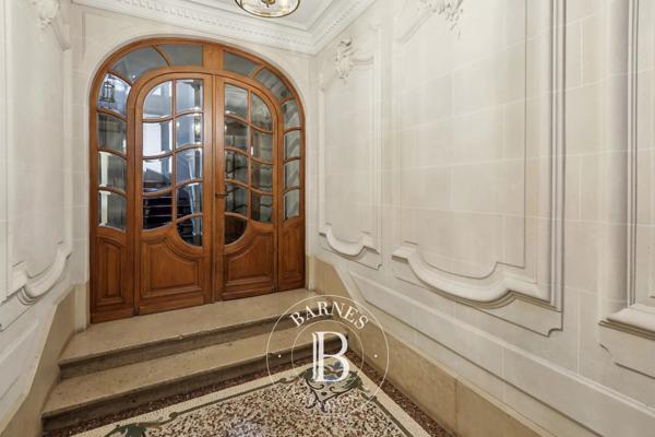 Paris 16ème, Appartement 2 Chambres -  90 m² à vendre