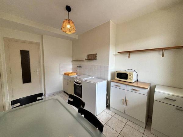 Appartement 1 pièce                                        - 42100 Saint-Étienne Réf : 12350