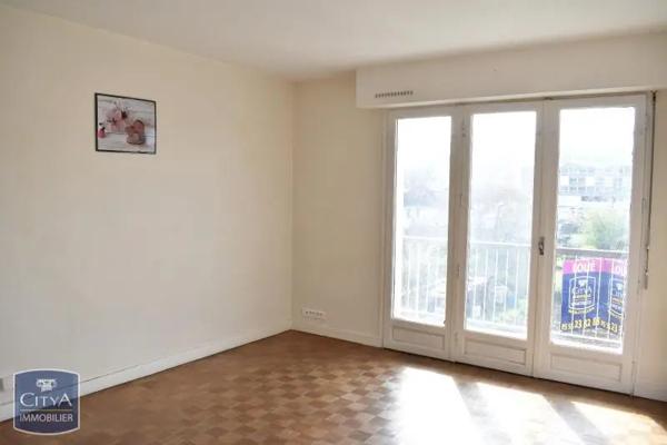 Appartement à louer 2 pièces 42.35m² Brive-la-Gaillarde (19100)
