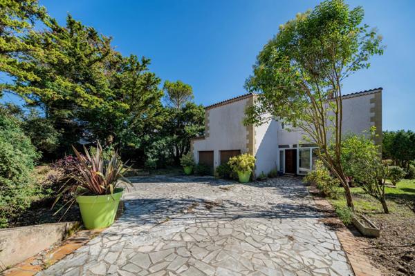 Maison 7 pièce(s) 4 chambre(s) 237.47 m²