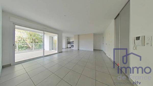 Appartement 3 pièces                                        - 42530 Saint-Genest-Lerpt Réf : 2922-CIFVFOREZVELAY