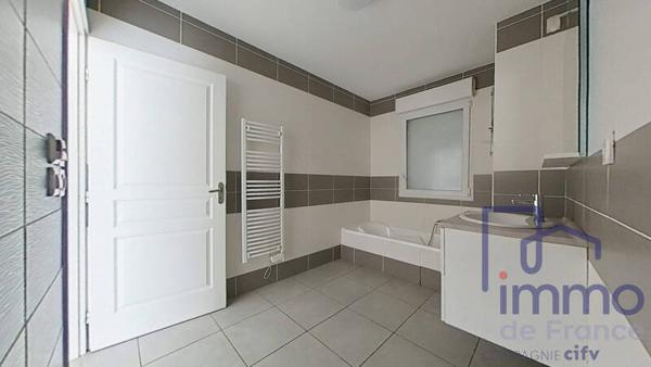 Appartement 3 pièces                                        - 42530 Saint-Genest-Lerpt Réf : 2922-CIFVFOREZVELAY