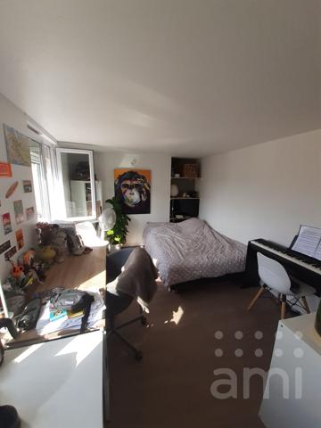 STUDIO - QUAI DES CHARTRONS