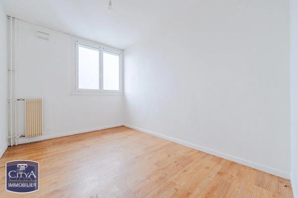 Appartement à vendre 4 pièces 69.5m² Saint-Pierre-des-Corps (37700)