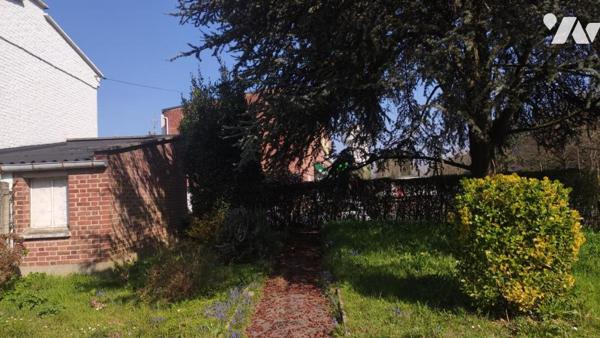 Maison semi-mitoyenne en briques