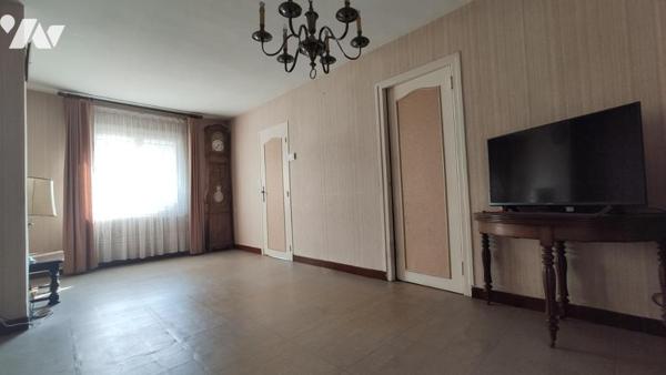 Maison semi-mitoyenne en briques