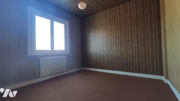 Maison semi-mitoyenne en briques