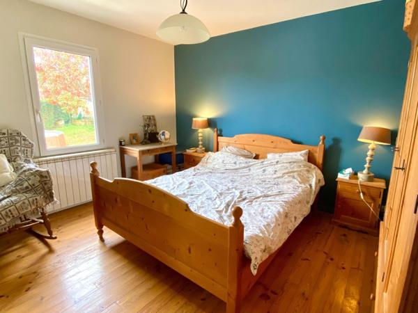 Maison 168m² avec garage, terrasses, dépendance et jardin attenant