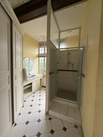 Achat - Appartement Vichy 03200 5 pièces 131 m 2