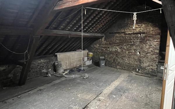 Immeuble à vendre    1 pièce • 225 m2 Le Havre