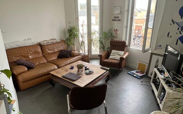 Immeuble à vendre    1 pièce • 225 m2 Le Havre