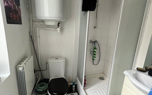 Immeuble à vendre    1 pièce • 225 m2 Le Havre