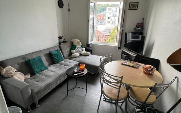 Immeuble à vendre    1 pièce • 225 m2 Le Havre