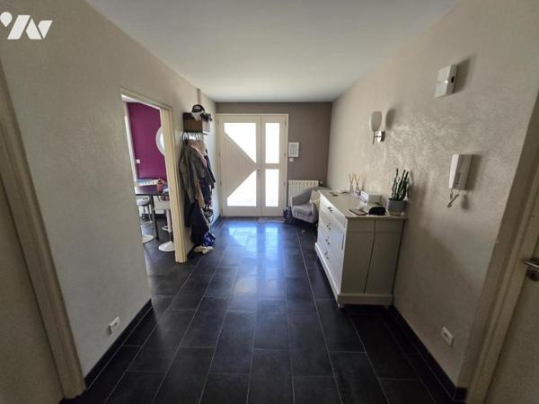 MAISON T6 AVEC GARAGE ET JARDIN