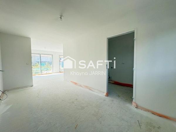 MAISON NEUVE - Prête à décorer !