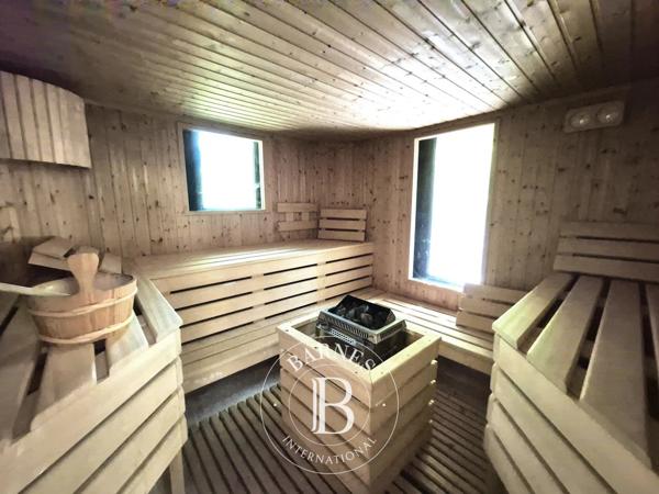 Châtel-Guyon, Propriété 10 Chambres -  755 m² à vendre