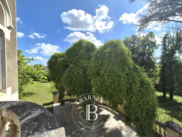 Châtel-Guyon, Propriété 10 Chambres -  755 m² à vendre