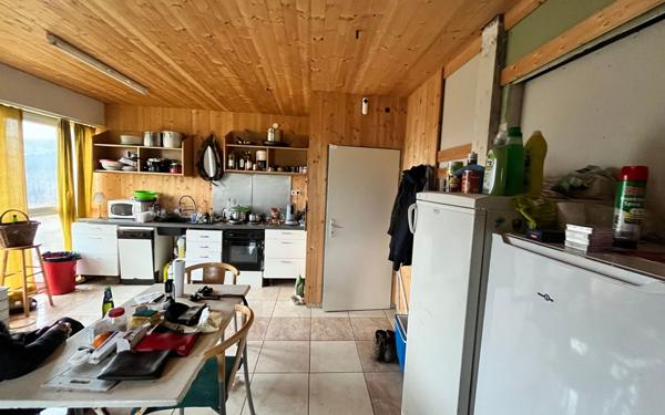 Immeuble à vendre    16 pièces •  Fraize