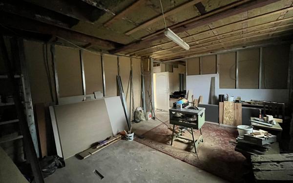 Immeuble à vendre    16 pièces •  Fraize