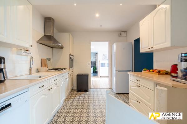 Maison 3 pièce(s) 72 m2 - Quartier Saint-Nicolas €470 000 ** - Référence 4640