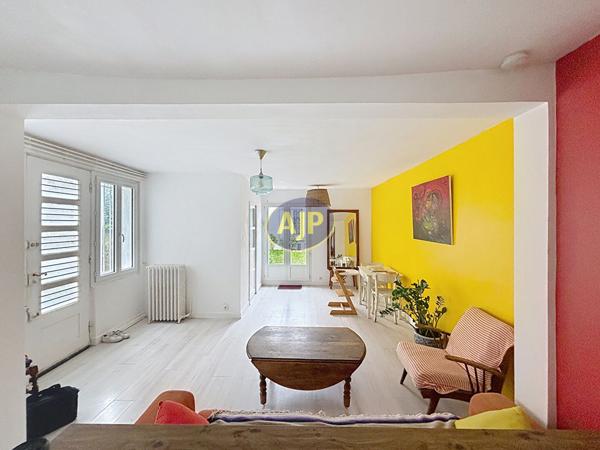 Vente maison Bobigny : 365 000 € - AJP Immobilier Paris 15 - Agence Pernet